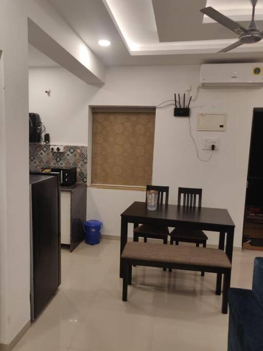 Chillx Comfort Stay 2Bhk Luxury Apt Arpora Luaran gambar