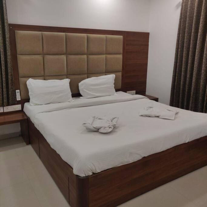Chillx Comfort Stay 2Bhk Luxury Apt Arpora Luaran gambar